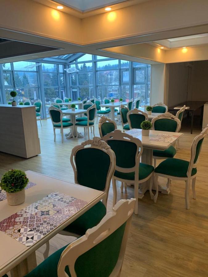 Park Luxury Rooms Предеал Екстериор снимка